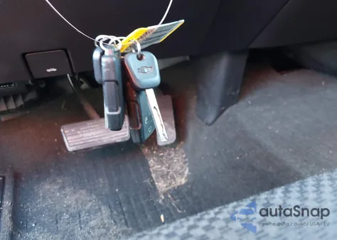 2017 Chevrolet Silverado 1500 2Lt from USA, damaged, VIN 1GCVKREC1HZ144803